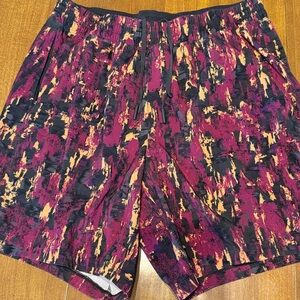 Lululemon Men’s 7” unlined pace breaker shorts